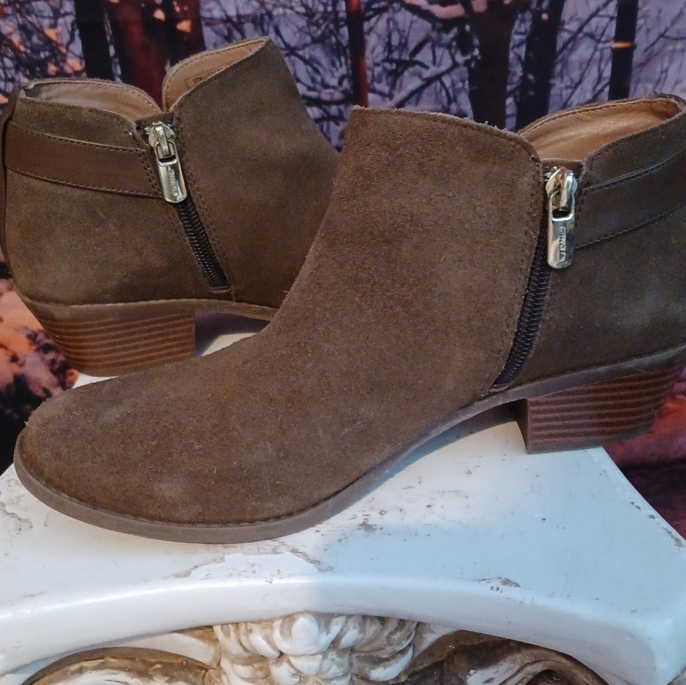 Vionic Booties - image 2